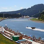 Petros Отель