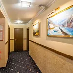 Petros Hotel 3*