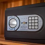 Petros Hotel 3*