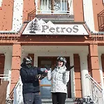 Petros Hotel 3*