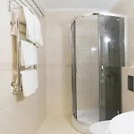 Petros Hotel 3*
